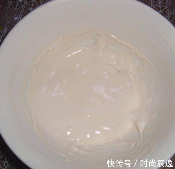 茶油加它,睡前擦脸,半月脸蛋满满胶原蛋白,斑点全部撵走