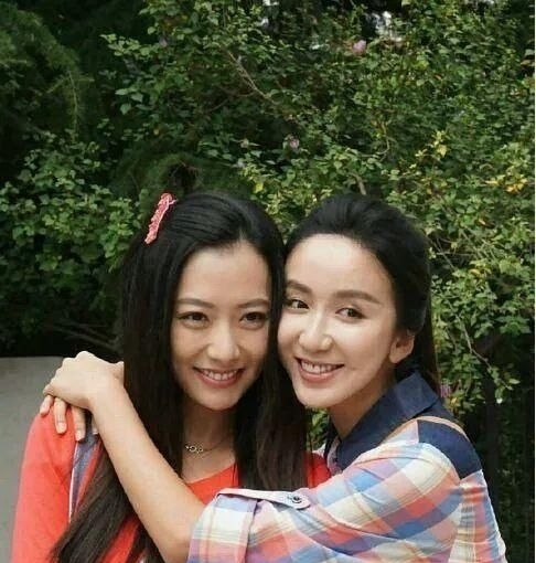 气质:“京城四美”之一的白冰,曾经的宅男女神,盘点她的容貌风采