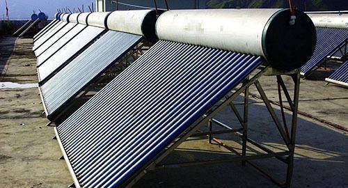 以前农村人喜欢的太阳能热水器，现在被冷落，嫌热水烧的慢？