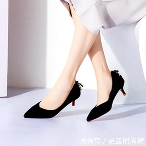 『众人』最美的脚踝,最美的女鞋,最美的猫跟鞋,让你艳压众人