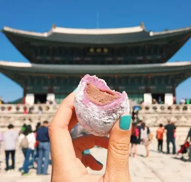 故宫新出的雪糕美上天！“带着雪糕去打卡”，你们真的太会玩了
