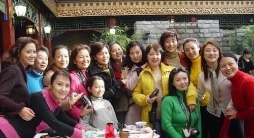 #老照片#陈晓旭这么美原来她有一个高颜值妈妈几张老照片看尽她简短一生