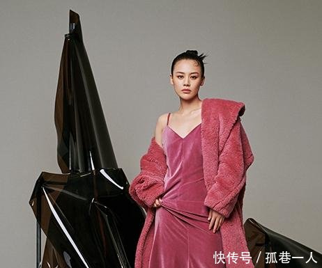 都说丑的丸子头，吴昕顶着它走机场，马思纯却顶着它拍大片