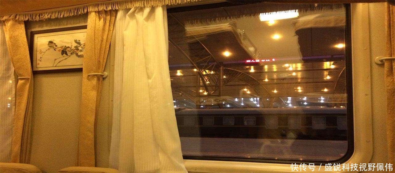 最特殊的火车，被称为流动宾馆，全程727公里一站直达