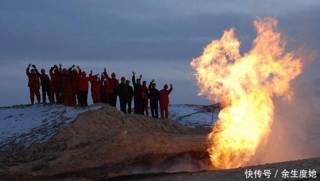  「油田」好消息！中国亿吨级油气田现身新疆，37万方天然气喷涌而出！