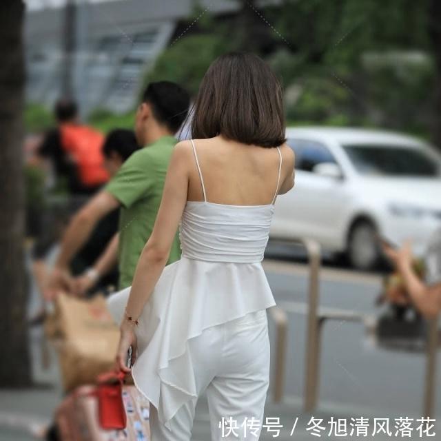  『摄影』摄影-小家碧玉的吊带衫，小姐姐给人初恋的感觉