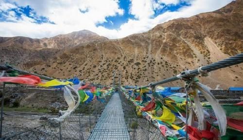 中国边境村民：明明只相隔4米，对岸的中国长什么样？