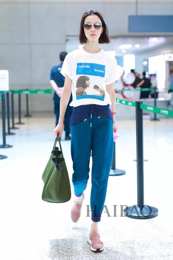 国模| 刘雯走起日系清新风，杜鹃依然气质范儿十足!