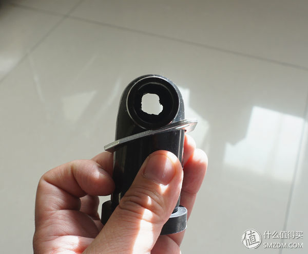 自己安装so easy，用上BECBAS 贝克巴斯 E70垃圾处理器，老妈说了句“好”!