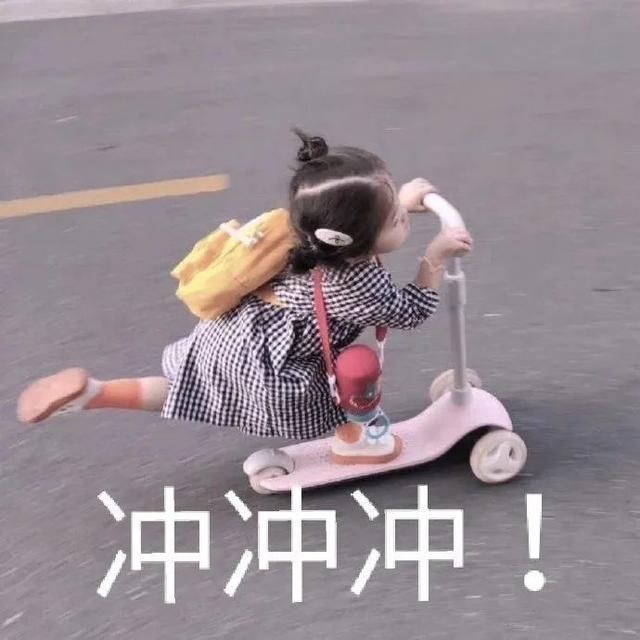  「头小肩宽」你到底适合直发还是卷发？选错丑十倍