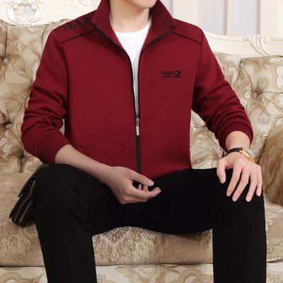 别傻傻的穿衬衣，太土!今年流行这样的卫衣，减龄有型还不贵