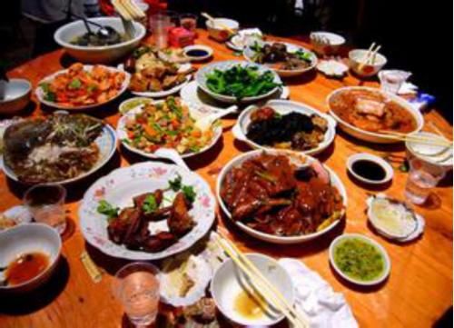  宴会@为什么那么多的农村人，都喜欢在家里办酒席？不去酒店办呢