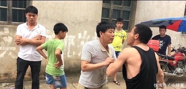  「听到」农村这三类人要过不好年了，听到这个消息，农民很高兴