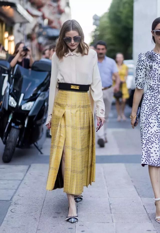 可甜可盐!唐嫣周冬雨刘诗诗的这件衣服，我穿一个夏天都不腻啊!