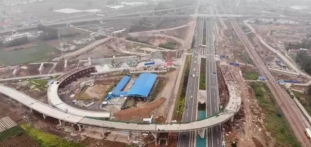 江苏要建国际机场，选址却一个贫困小镇上，为什么不考虑苏州呢？