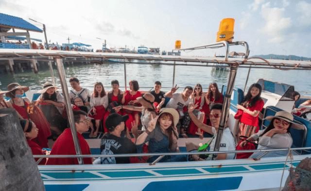 中国游客独有的3大旅行特征，非常怪异，让老外百思不得其解