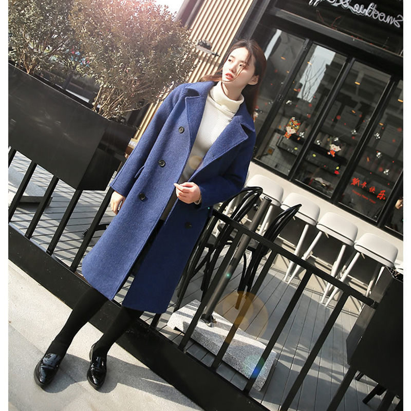 刚上市就火“双面绒”大衣，一件比一件时髦，40岁老婆穿超减龄