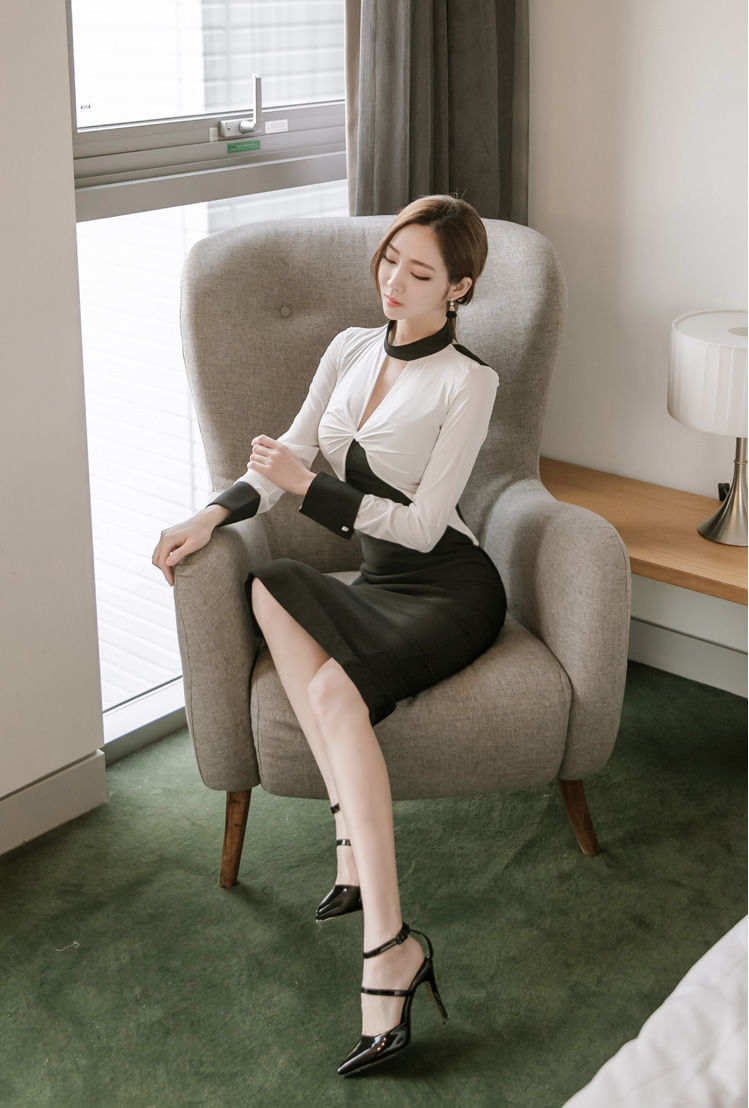 独爱加鲁查黑白过膝美裙