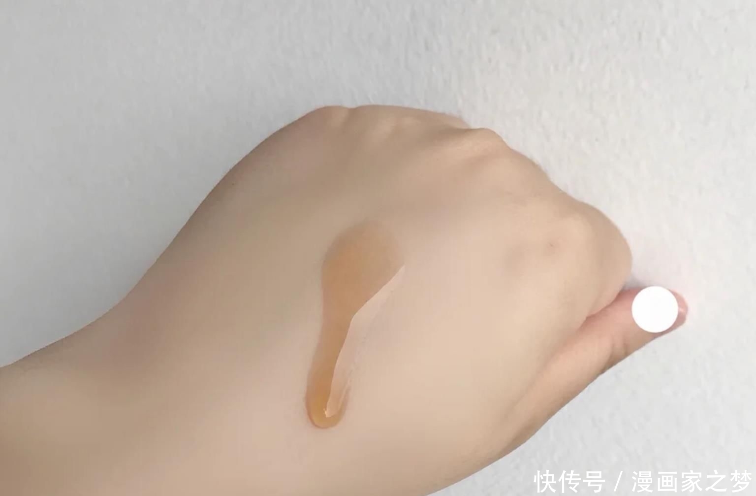  「中招」护肤品一用就搓泥？这几个原因是关键，难怪上千元贵妇精华都中招