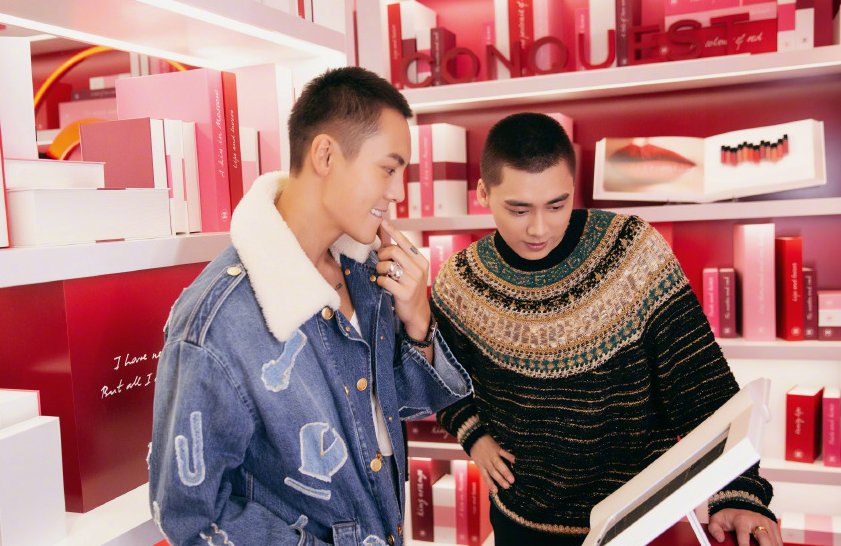 陈伟霆李易峰互摸寸头,梦回古剑,两位卤蛋帅