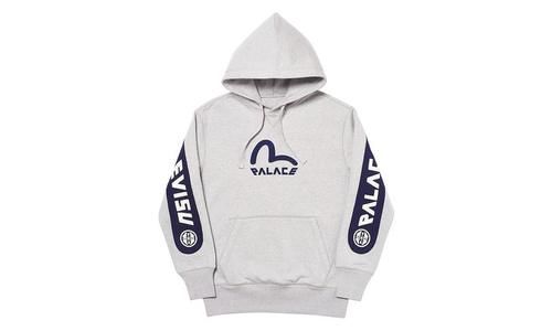  『PALACE』细节玩味丰富！PALACE x EVISU 联名系列正式发布