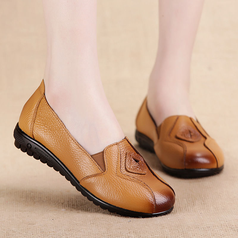 发现一种秋季单鞋，比高跟鞋时髦洋气，就连挑剔的香港妈妈也在穿