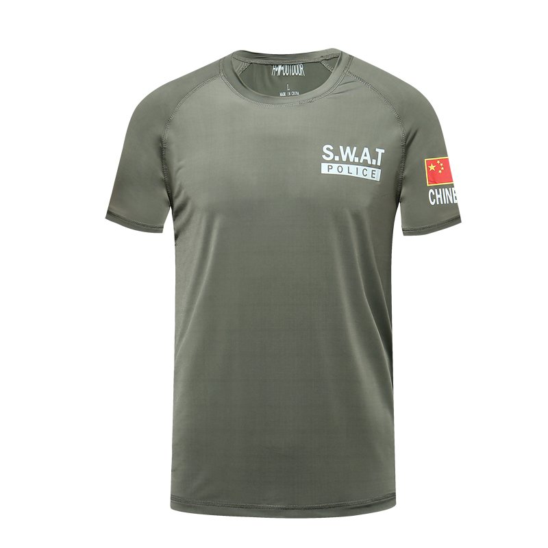 八一建军节将至!退伍老兵纷纷换上改良式“军装”,照样英挺峻拔