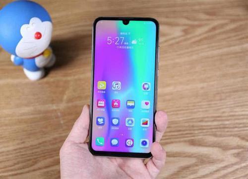 华为荣耀20新机曝光,麒麟980加水滴屏打造新