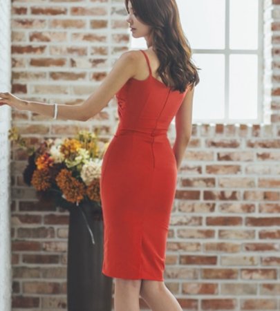 丰满的女人少穿打底裤,学学下面女人穿包臀裙,性感高挑有气质