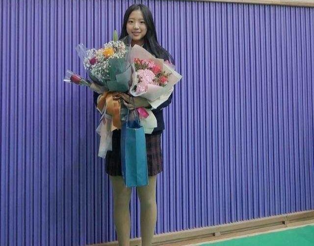  [少女]16岁天才少女晒自拍！放弃学业专心打球，或成韩乒未来主力