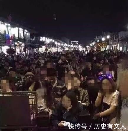 五一从全国各地传回来的照片，太可怕了