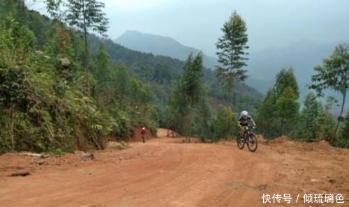  [升级]村村通不再“村村痛”？乡村公路大升级，农民：能解决1个