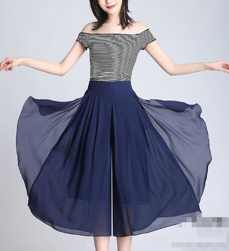 腰粗屁股大女人，多穿棉麻裤，瞧瞧下图女人，性感迷人又显瘦