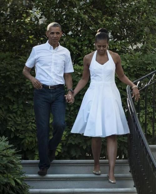 各国第一夫人穿平底鞋:梅拉尼娅登长城被赞，图四她为了迁就丈夫