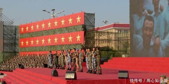 庆祝中华人民共和国成立70周年阅兵专题