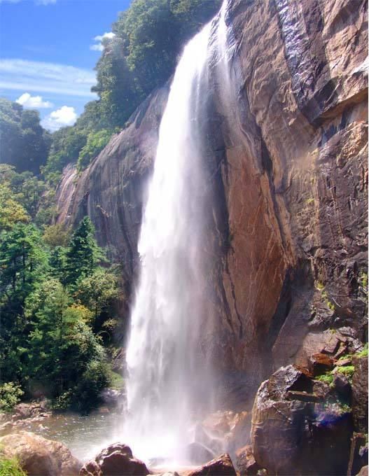 河南这个地方看日出绝对媲美泰山，云雾似天外之云，犹如人间仙境
