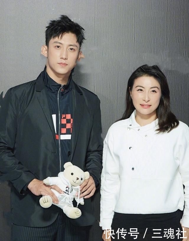  表宠：“豪门媳妇”郭晶晶：霍启刚视她如宝，朱玲玲赠30万名表宠她