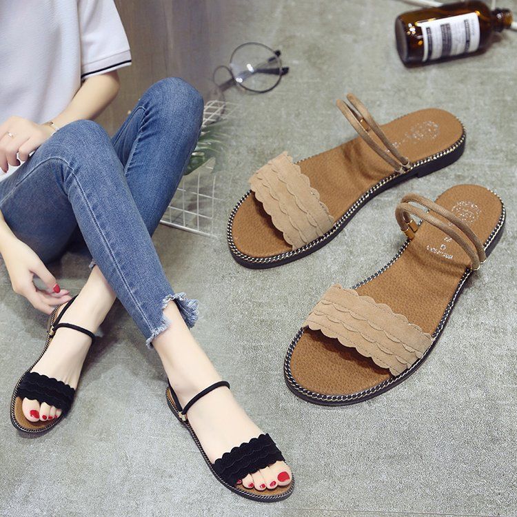 万万别买错，今年特流行特好看的凉鞋必须是这9款，火爆大江南北