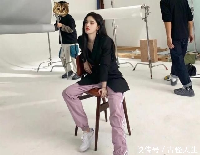  #牛仔外套#刘雯为什么偏爱这条牛仔裤？亲试简直不要太藏肉！