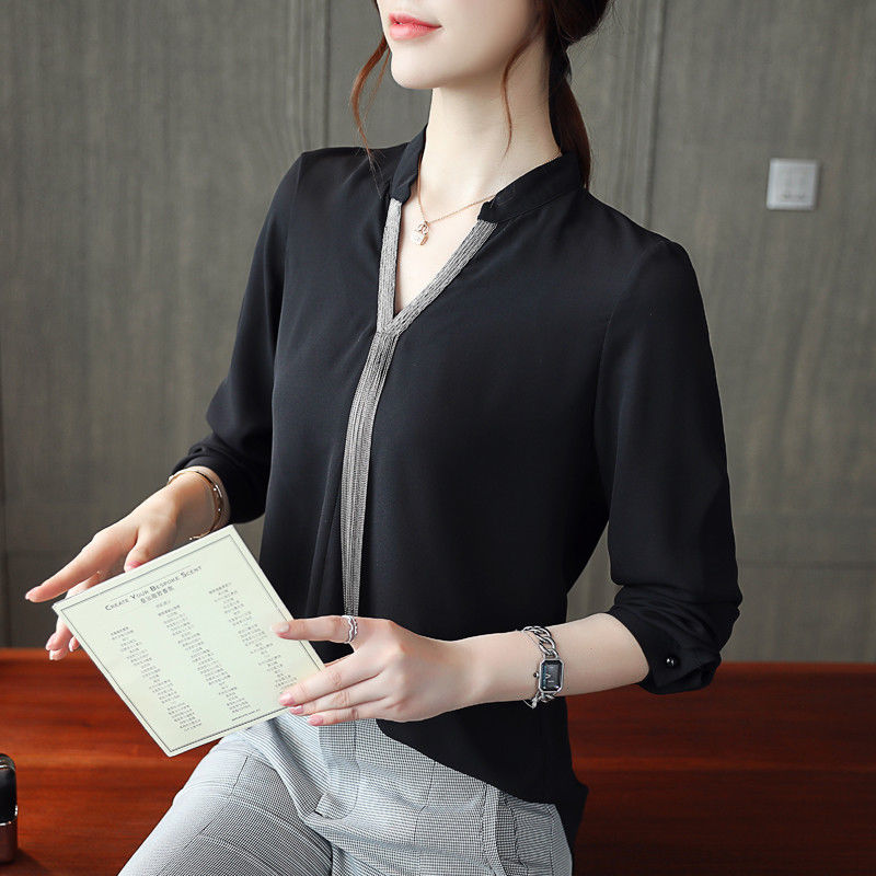 太美了，这小衫刚上新就火爆了，46岁老婆剁手就5件，款款美爆