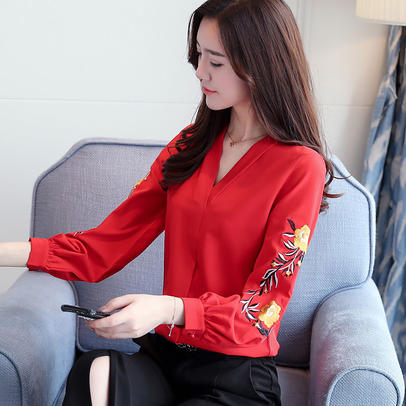 秋老虎来了，穿毛衣太热了!穿这小衫配半身裙，下一个女神就是你