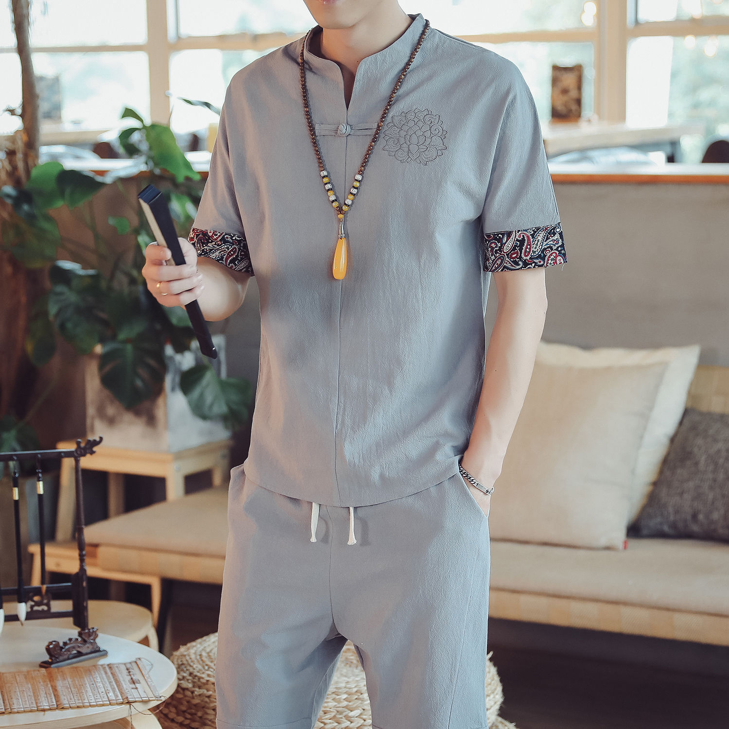 一个男人有没有魅力,我只看他这3个特征!十个男人九个准