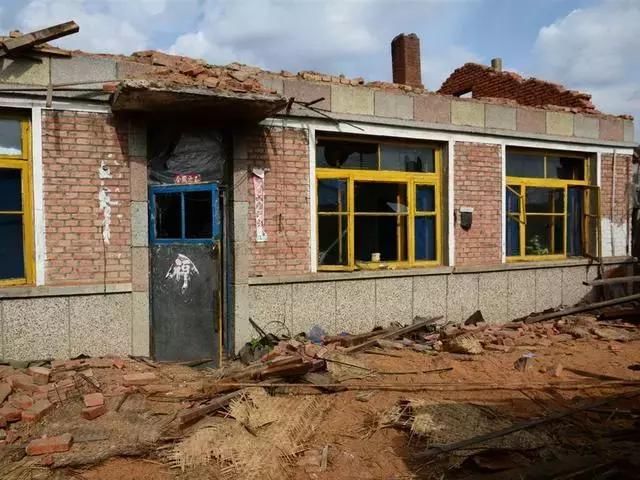 农村拆迁国家分房，还有真金白银补贴，为啥农民都不愿意搬？