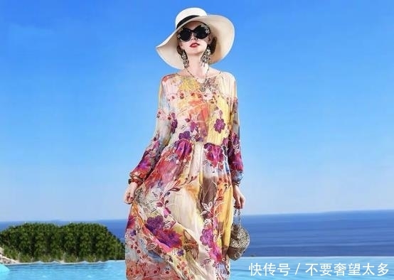[ 中年女人]显老又掉价，中年女人穿衣更要讲究！这3种衣服千万不能碰