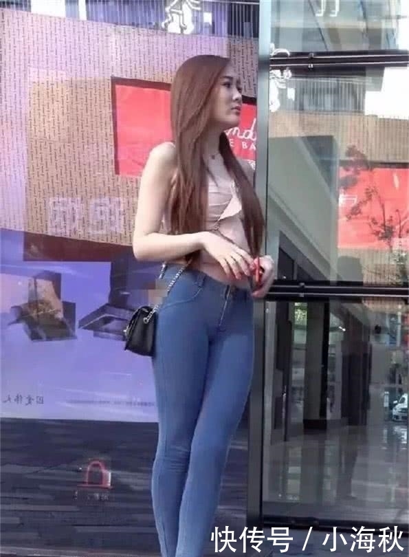 『紧身裤』紧身裤自己挑的“小搭档”,“顾下不顾上”风,所有闺蜜气哄哄!