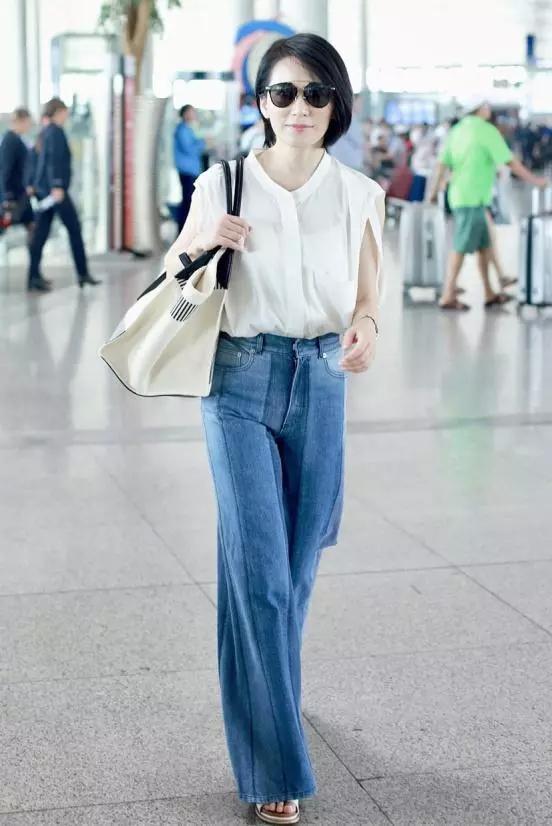  气质：40岁的女性搭配小技巧，让你年轻又气质