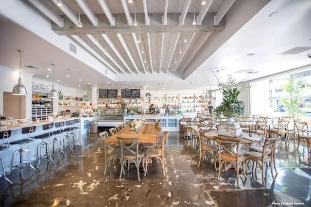 迷情小镇：世界媒体之都