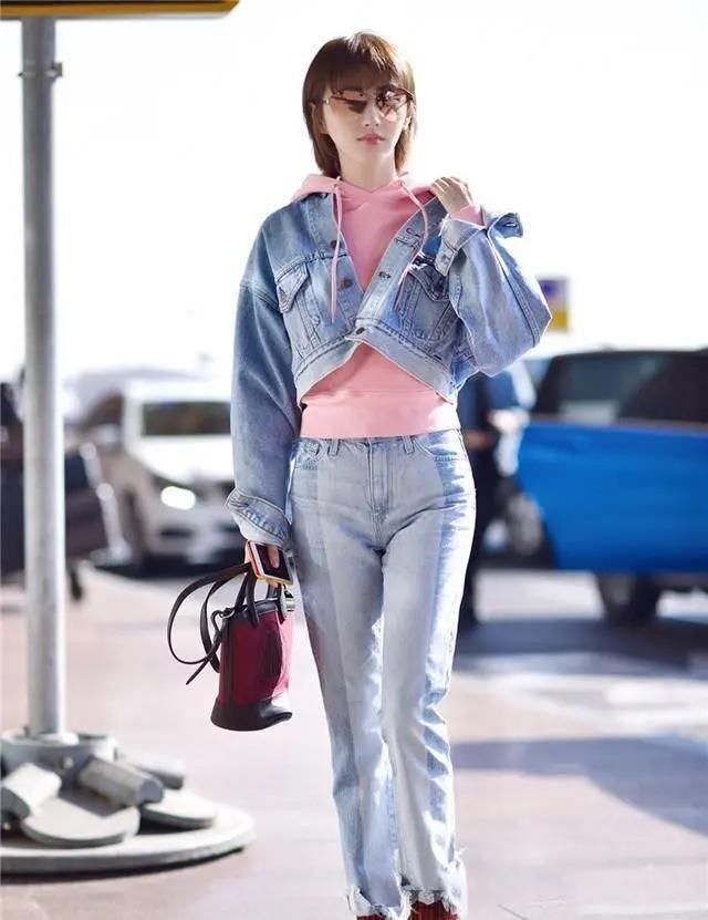  『春天』女生春天穿卫衣，一定要避开的“3种”款式，寒酸没档次很难看