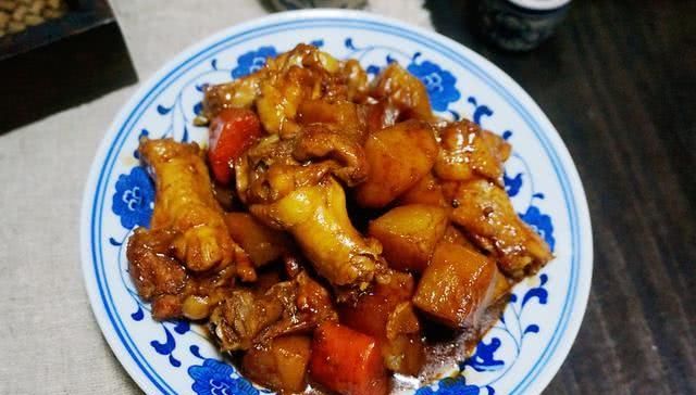  【下饭】春天，多给家人烧这肉，又香又入味，30分钟就做好，真下饭