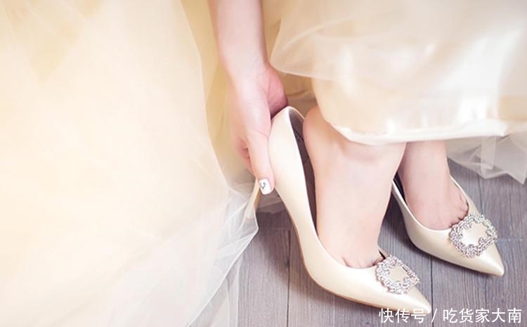  『女人』尖头细高跟儿，尽显优雅的小女人气质